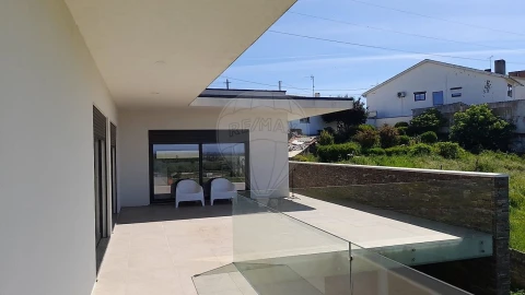 Moradia T3 para Venda em Salreu