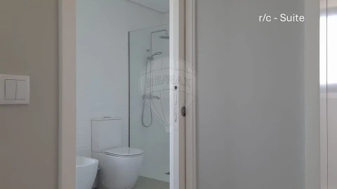 Moradia T3 para Venda em Salreu