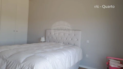 Moradia T3 para Venda em Salreu