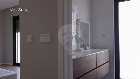 Moradia T3 para Venda em Salreu