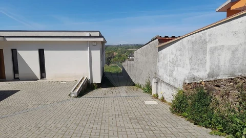 Moradia T3 para Venda em Salreu