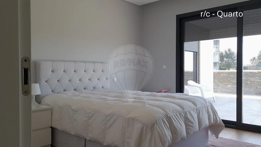 Moradia T3 para Venda em Salreu Foto 27