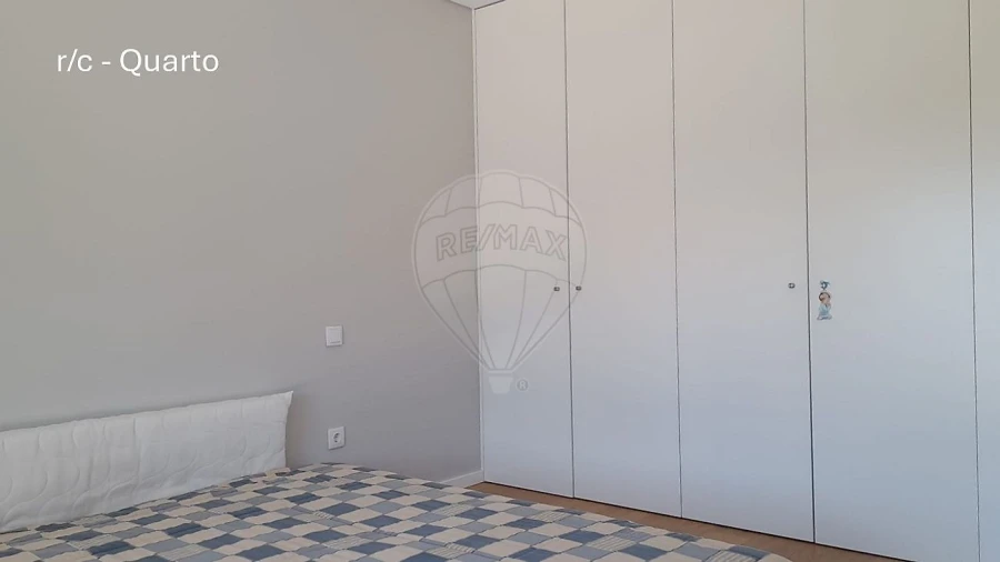 Moradia T3 para Venda em Salreu Foto 31