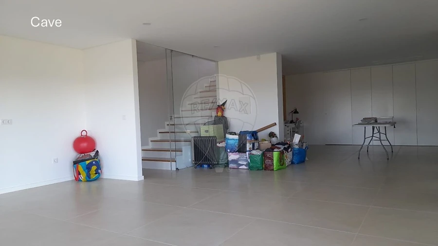 Moradia T3 para Venda em Salreu Foto 24