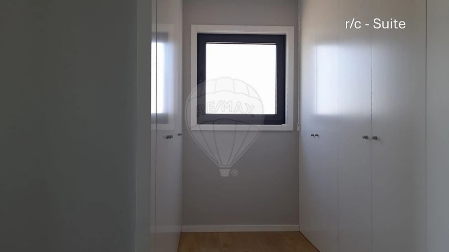 Moradia T3 para Venda em Salreu Foto 36