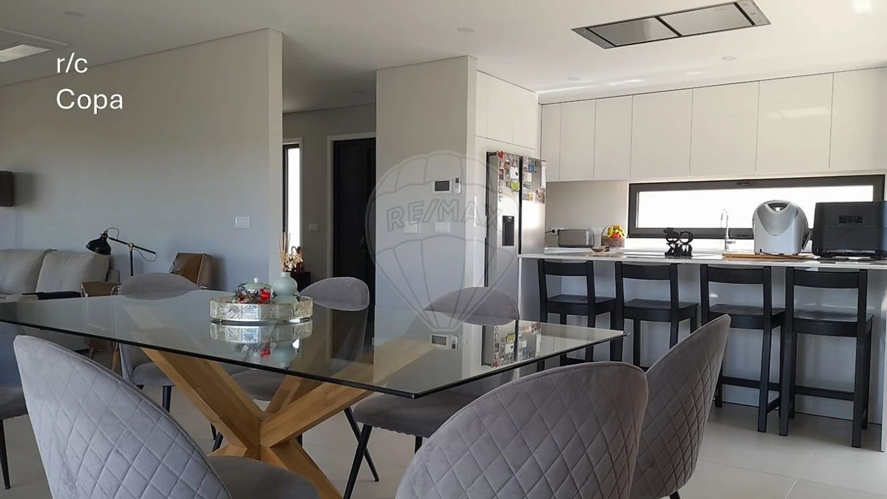 Moradia T3 para Venda em Salreu Foto 47