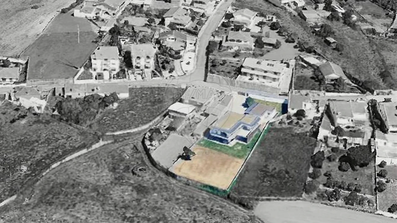 Moradia T3 para Venda em Salreu Foto 1