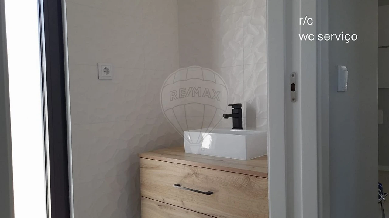 Moradia T3 para Venda em Salreu Foto 42