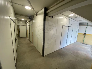 Garagem para Venda em Setubal (São Sebastião)