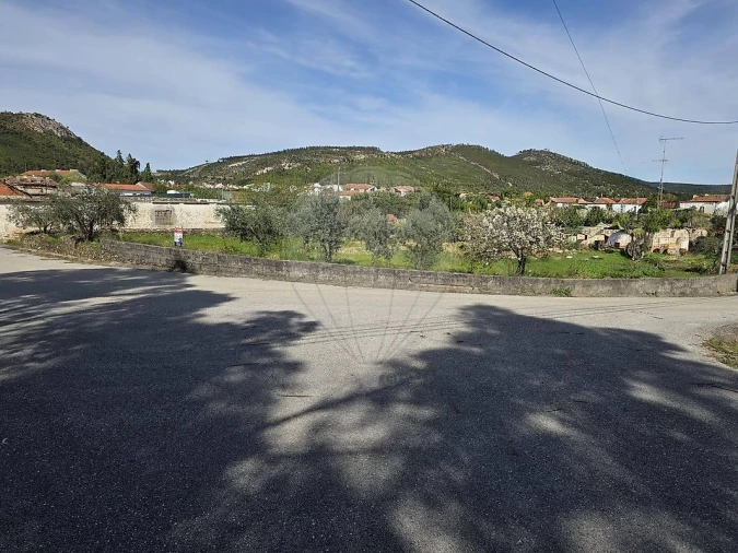 Terreno para Venda em Envendos Foto 7