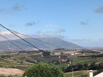 Moradia T2 para Venda em Ribafria e Pereiro de Palhacana