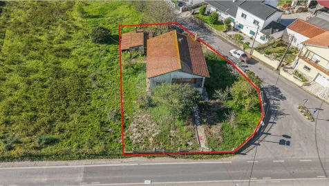 Moradia T2 para Venda em Santo Quintino