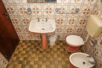 Moradia T2 para Venda em Santo Quintino