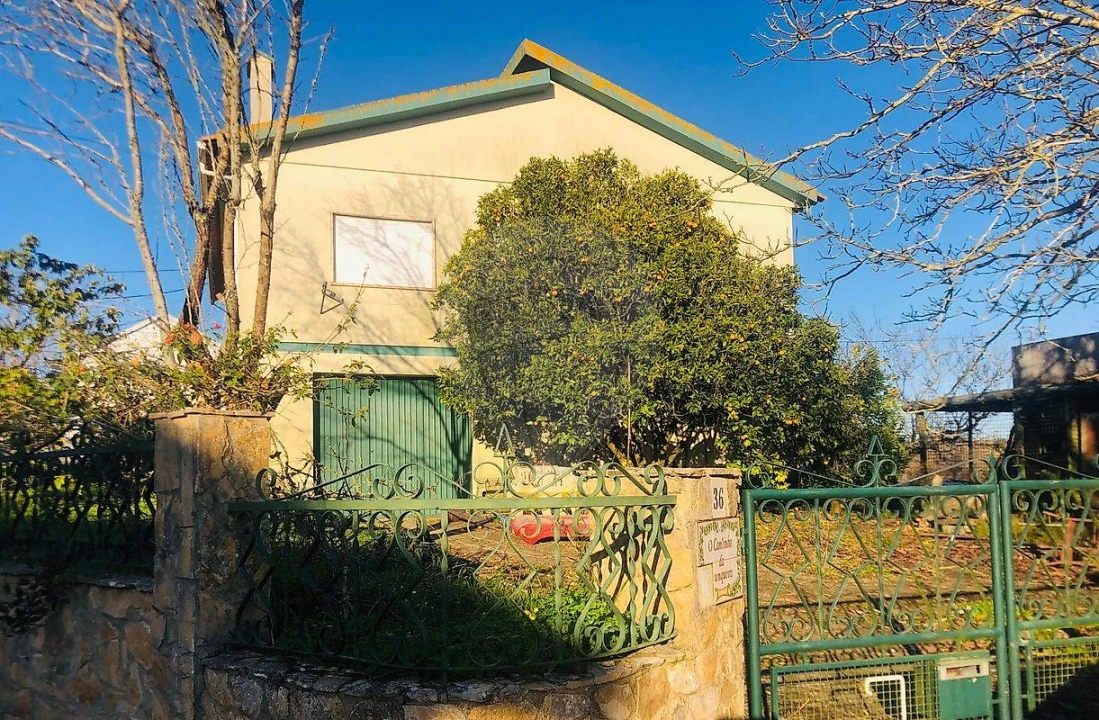 Moradia T2 para Venda em Santo Quintino Foto 6