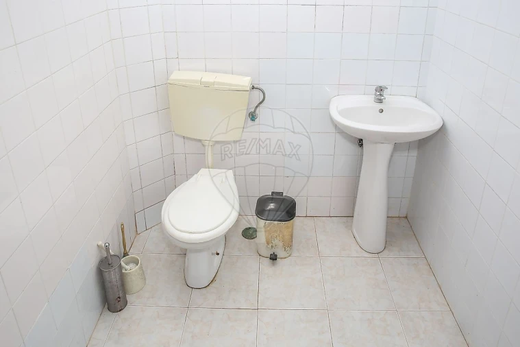 Moradia T2 para Venda em Santo Quintino Foto 30