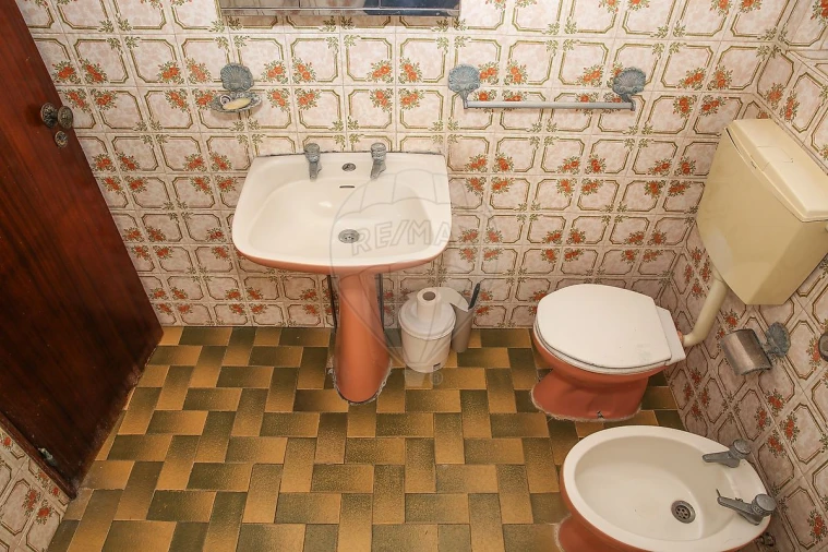 Moradia T2 para Venda em Santo Quintino Foto 44