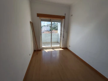 Apartamento T3 para Venda em Azambuja