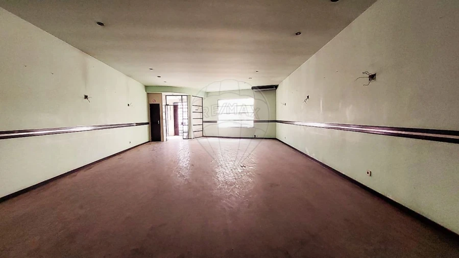 Apartamento T1 para Arrendamento em Rio Maior Foto 33