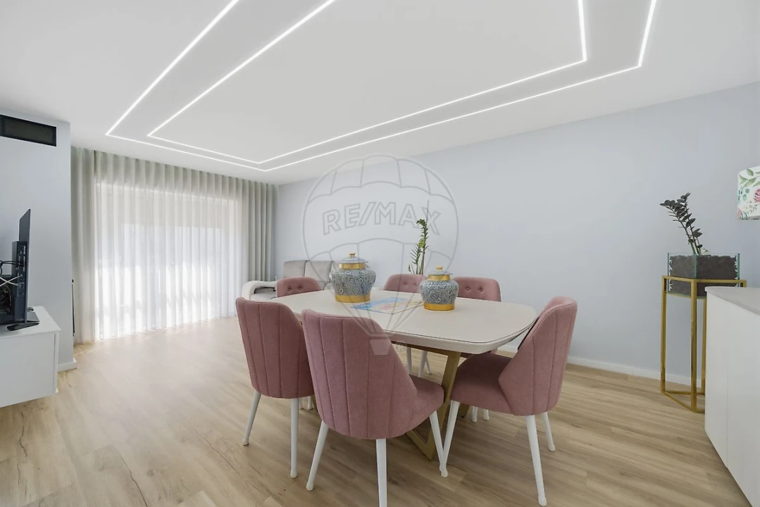 Moradia T3 para Venda em Castêlo da Maia Foto 7