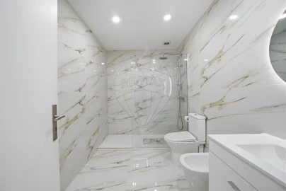 Moradia T3 para Venda em Castêlo da Maia