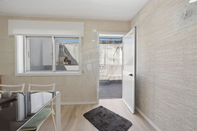 Moradia T3 para Venda em Castêlo da Maia