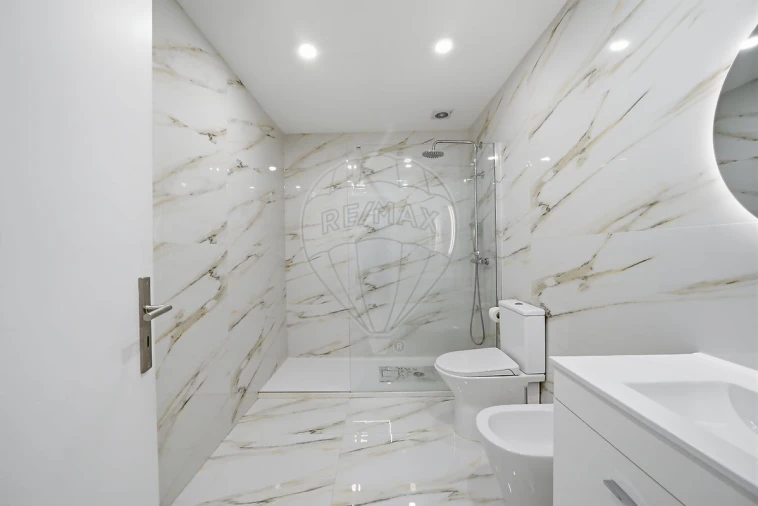 Moradia T3 para Venda em Castêlo da Maia Foto 20