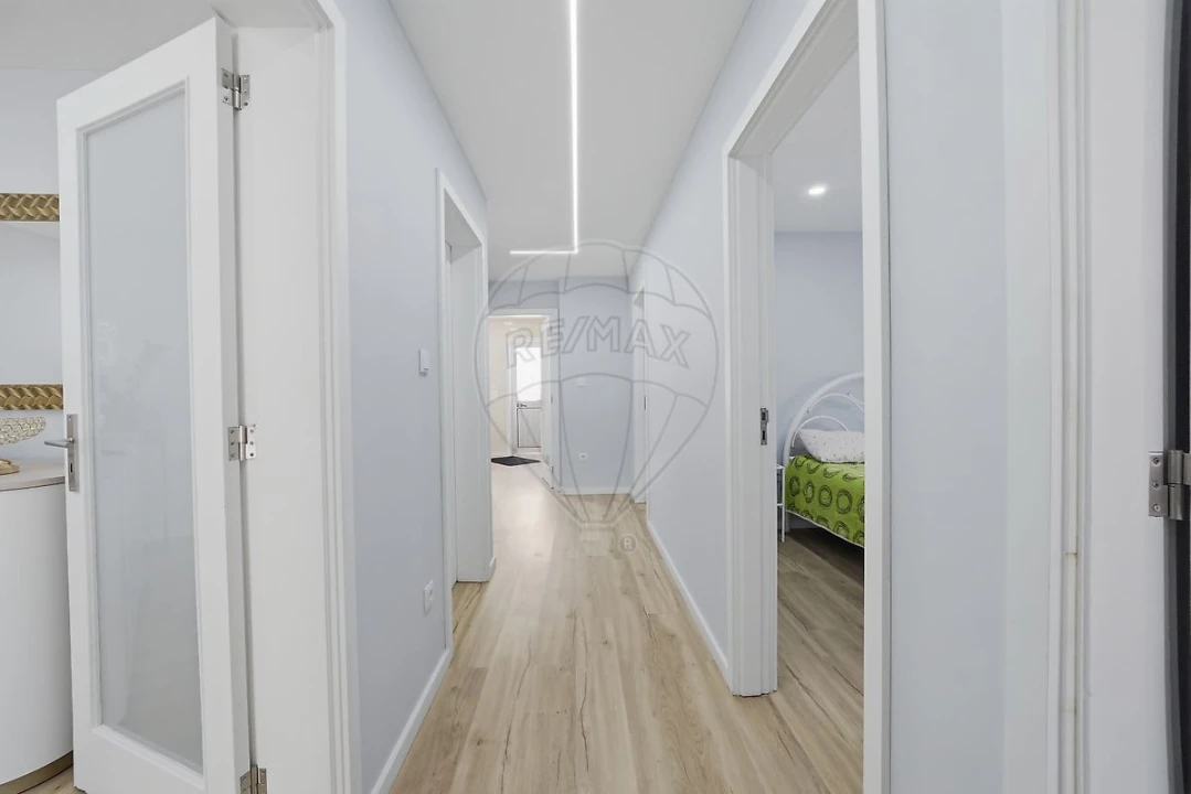 Moradia T3 para Venda em Castêlo da Maia Foto 22