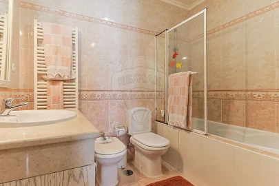 Moradia T4 para Venda em Tavarede