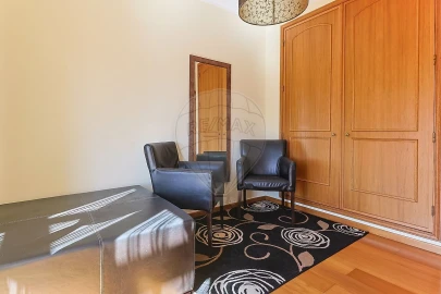 Moradia T4 para Venda em Tavarede