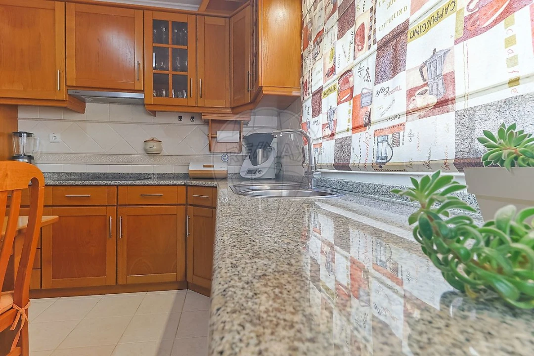 Moradia T4 para Venda em Tavarede Foto 31