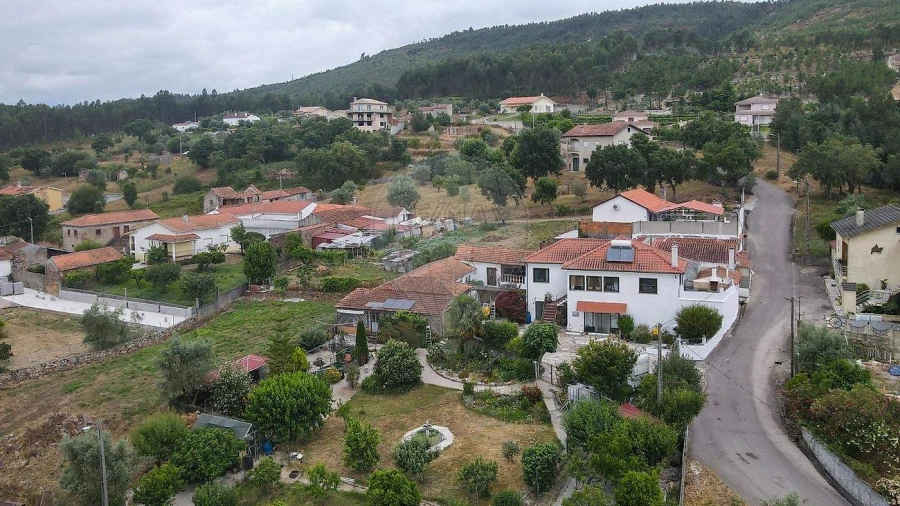 Moradia T3 para Venda em São Miguel de Poiares Foto 47