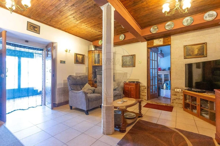 Moradia T3 para Venda em São Miguel de Poiares Foto 2