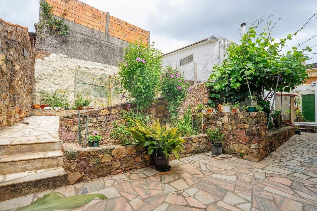 Moradia T3 para Venda em São Miguel de Poiares Foto 4