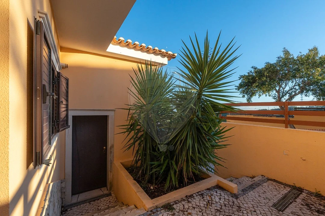 Moradia T3 para Venda em Vila Franca de Xira Foto 28