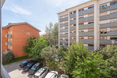 Apartamento T2 para Arrendamento em Santo Antonio dos Olivais