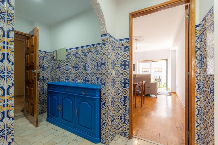 Apartamento T2 para Arrendamento em Santo Antonio dos Olivais Foto 12