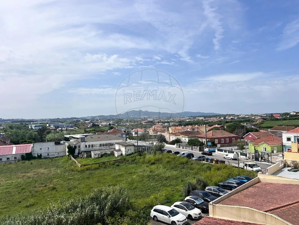 Apartamento T2 para Venda em Almargem do Bispo, Pêro Pinheiro e Montelavar Foto 7