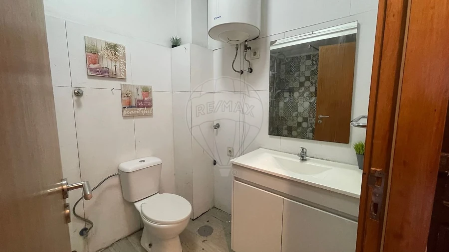 Apartamento T1 para Venda em Bonfim Foto 8