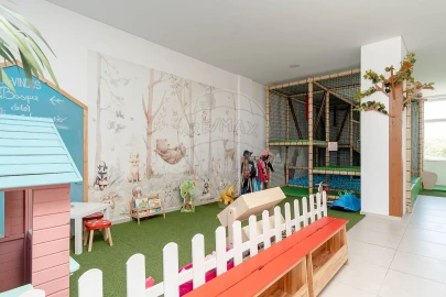 Negócio para Venda em Laranjeiro e Feijó