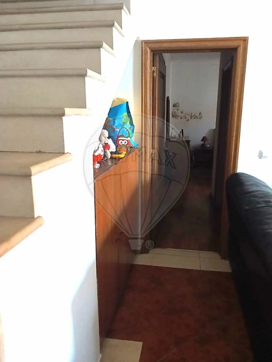 Apartamento T4 para Venda em Carregado e Cadafais