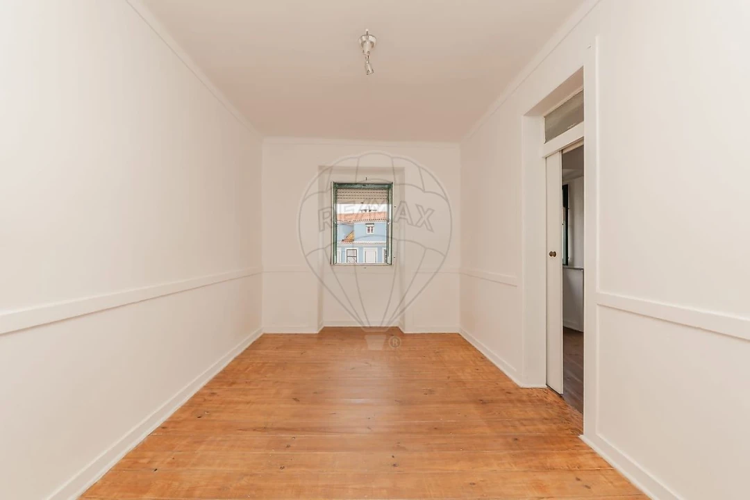Apartamento T2 para Venda em Misericórdia Foto 9