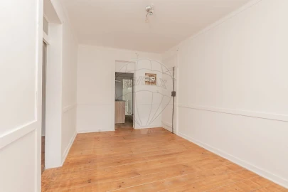 Apartamento T2 para Arrendamento em Misericórdia