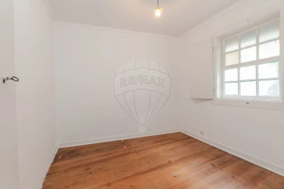 Apartamento T2 para Arrendamento em Misericórdia