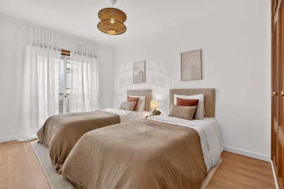 Apartamento T2 para Venda em Castanheira do Ribatejo e Cachoeiras