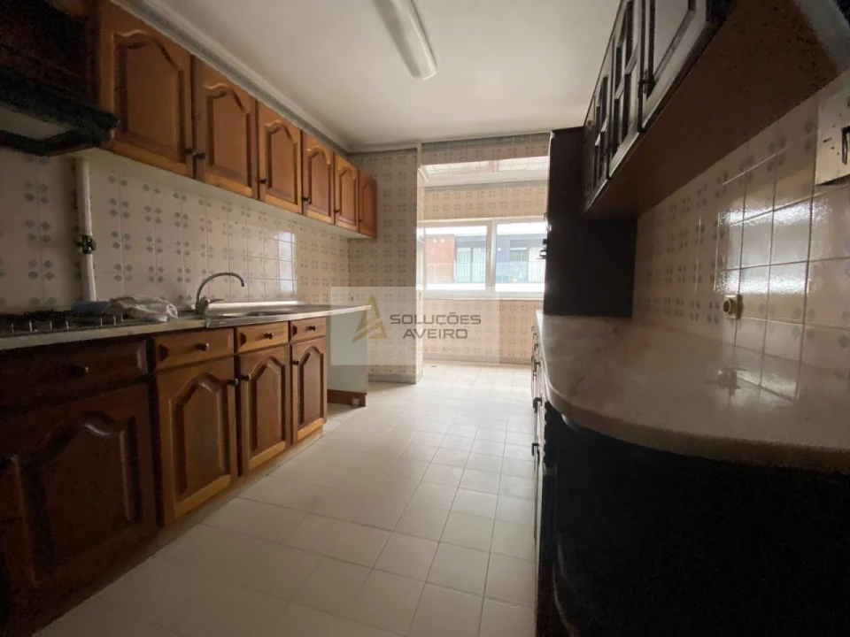 Apartamento T2 para Venda em Glória e Vera Cruz Foto 9