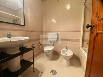 Apartamento T2 para Venda em Glória e Vera Cruz