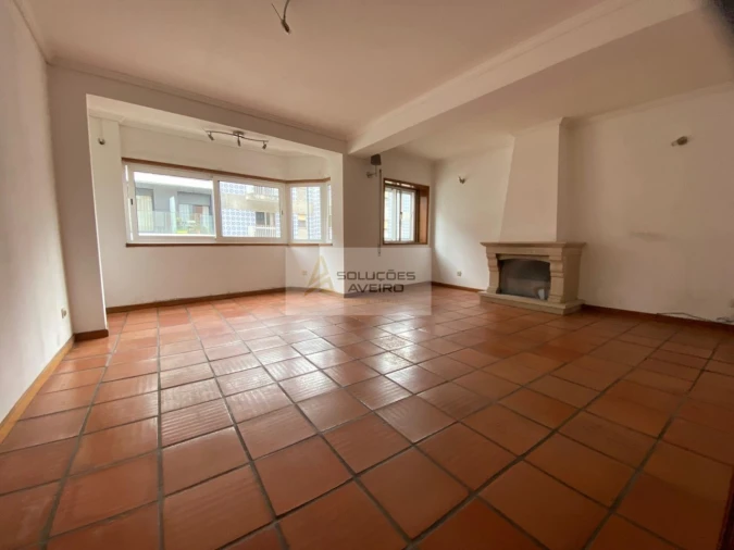 Apartamento T2 para Venda em Glória e Vera Cruz Foto 2
