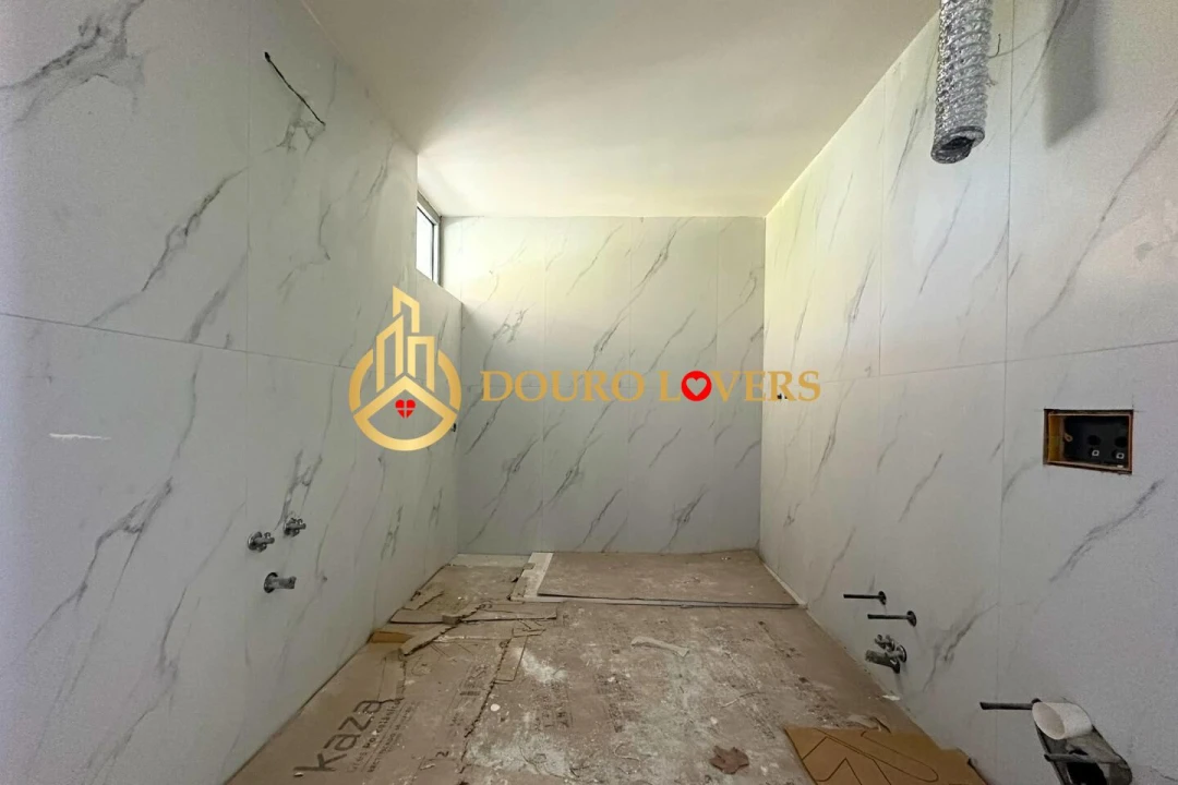 Apartamento T3 para Venda em São Mamede de Infesta e Senhora da Hora Foto 13