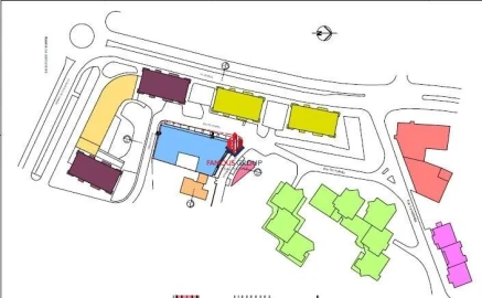 Terreno para Venda em Quarteira