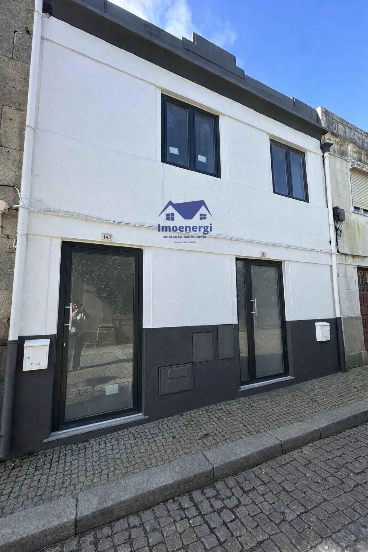 Moradia T4 para Venda em Azurara Foto 1